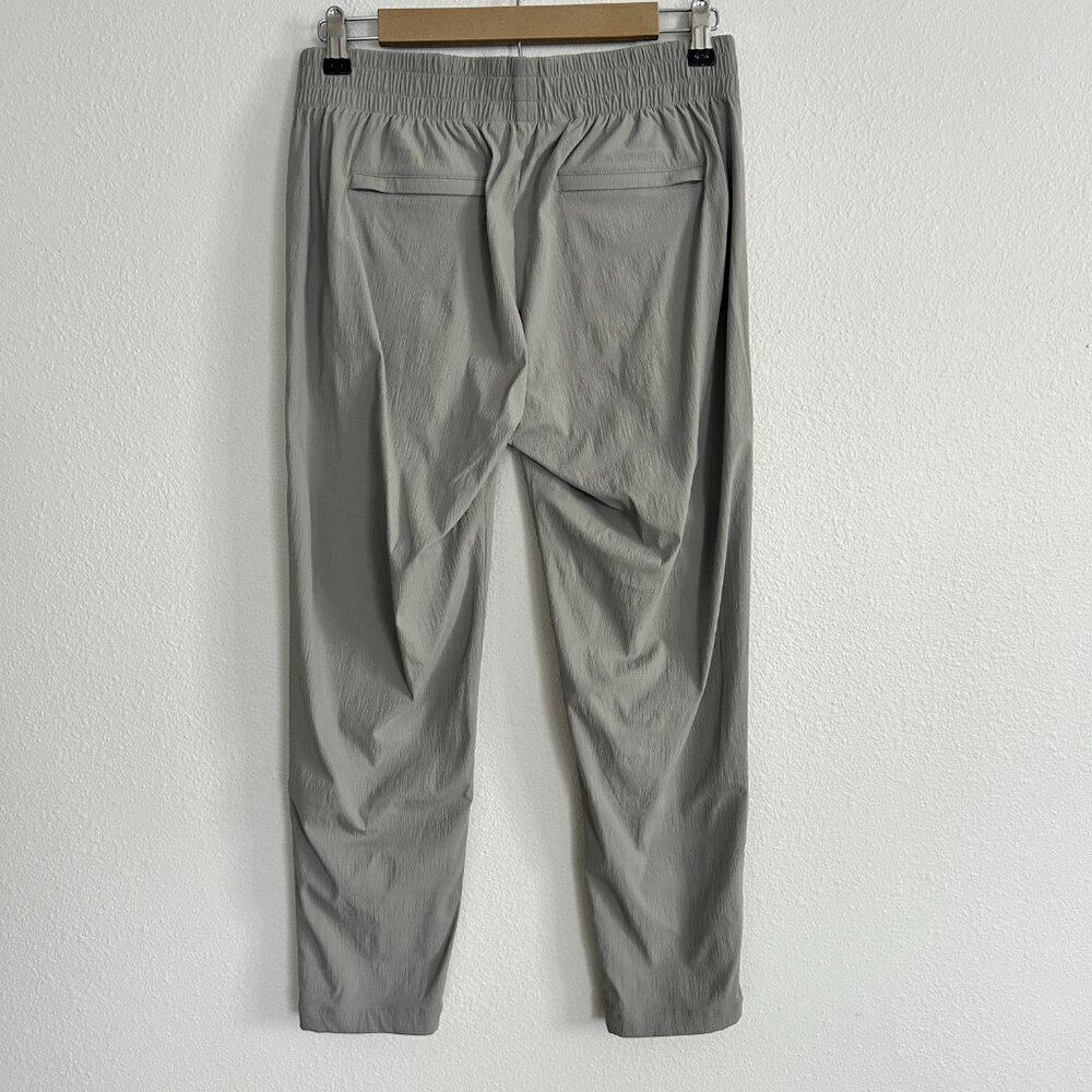 Athleta Pants Gray Mod Trekkie Crop Nylon Stretch Hiking Outdoor Casual - Picture 4 of 8